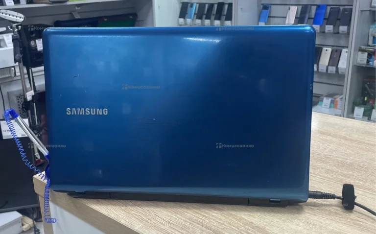 Ноутбук  Samsung 355V