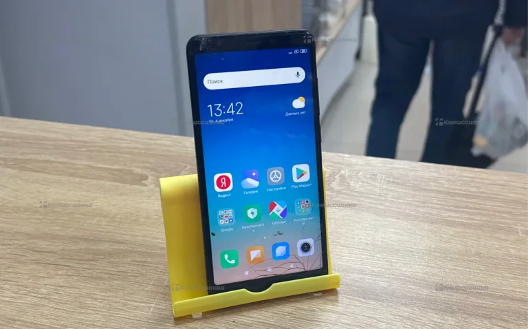 Xiaomi Redmi 5 Plus (Redmi Note 5) 3/32 ГБ