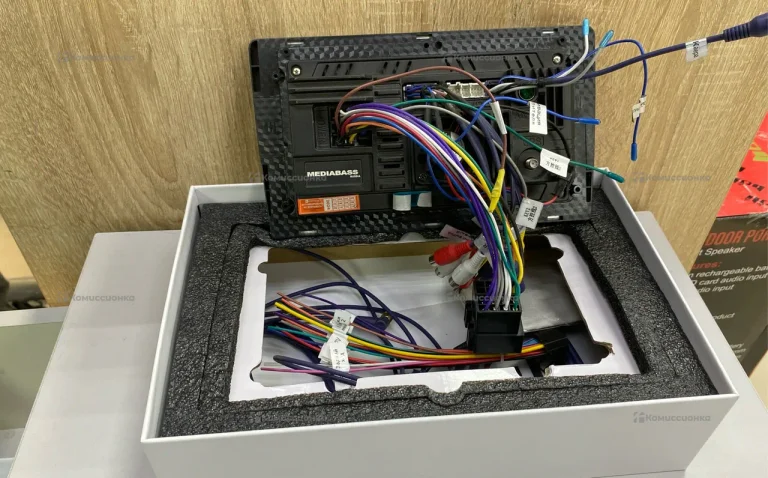 Автомагнитола  Midiabass M2 9.0 2/32