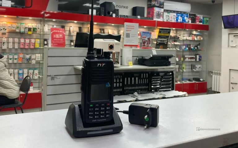 Радиостанция цифровая TYT MD-UV390 DMR