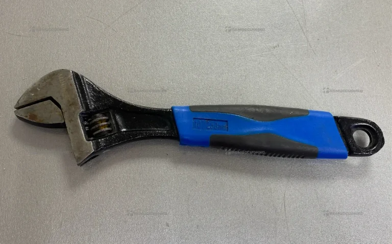 ключ газовый Рокот