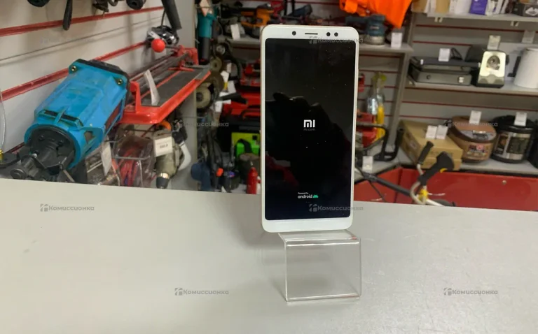 Xiaomi Redmi Note 5 4/64 ГБ