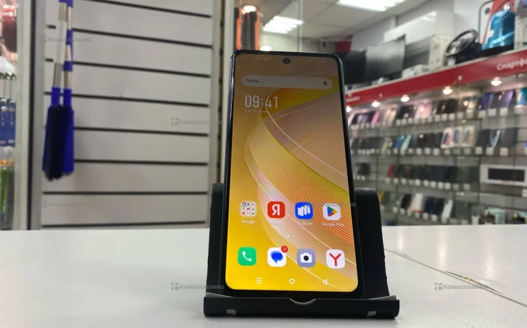 Infinix Smart 8 4/128 ГБ