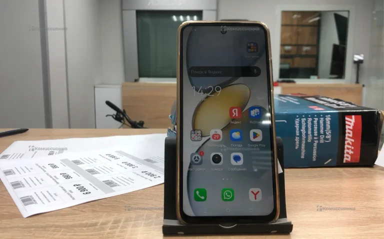 Tecno Spark go 1