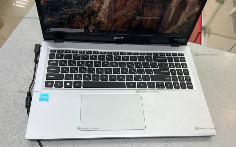 Ноутбук Acer 215-33