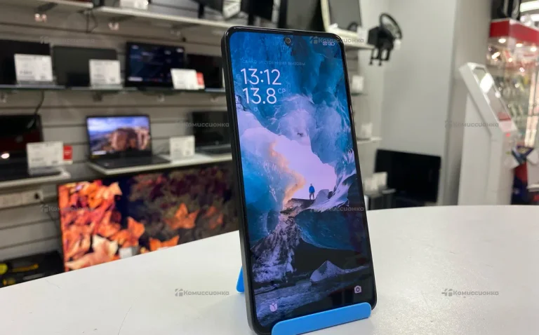 Телефон Xiaomi Redmi Note 13 8/256 ГБ
