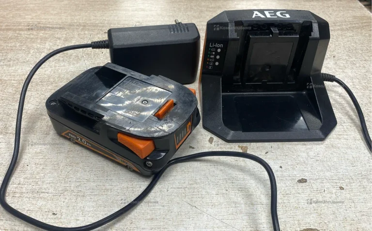 Зарядная станция AEG BL18S