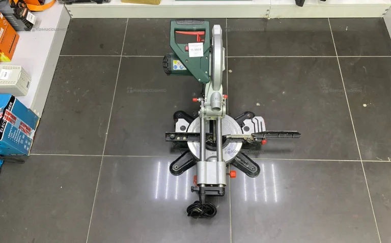 Циркулярная пила Metabo KGS 216 M