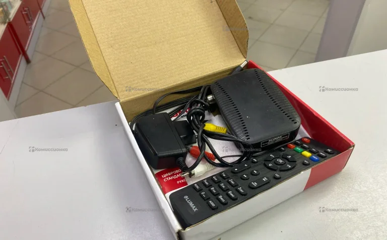 Тв приставка Lumax