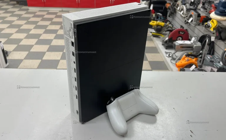 Приставка Xbox Xbox One S 1 TB (с дисководом)