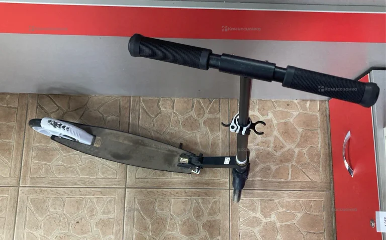 Самокат Reaction