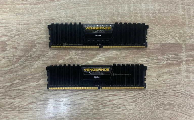 оперативная память corsair vengeance ddr4 2x8Gb