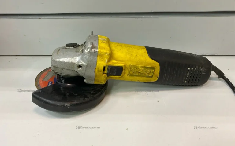 УШМ (болгарка) Stanley Fatmax FMEG825