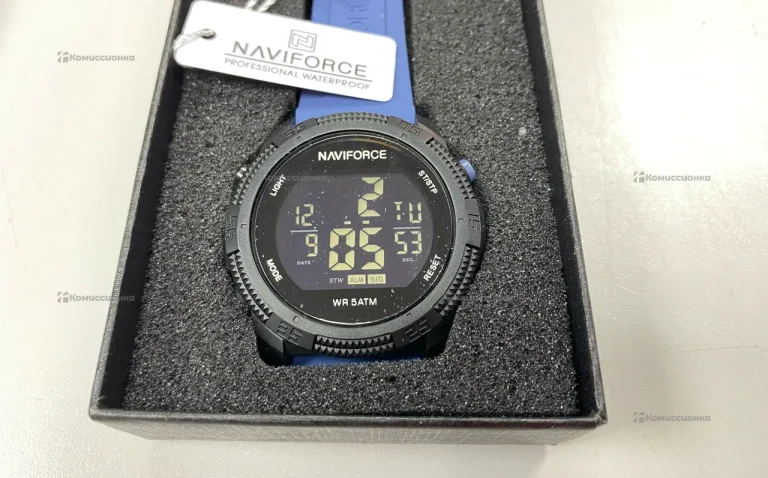 Часы Naviforce NF7104