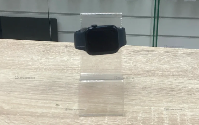 Часы  Apple Watch SE 2 44мм