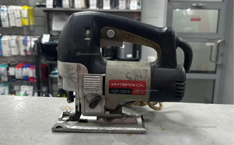 Электролобзик Интерскол МП-100Э