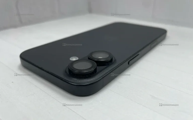 Apple iPhone 16 8/128 ГБ