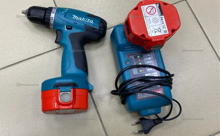 Дрель-шуруповерт makita 6281D.