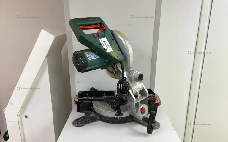 Торцовочная пила metabo KS 216 M Lasercut