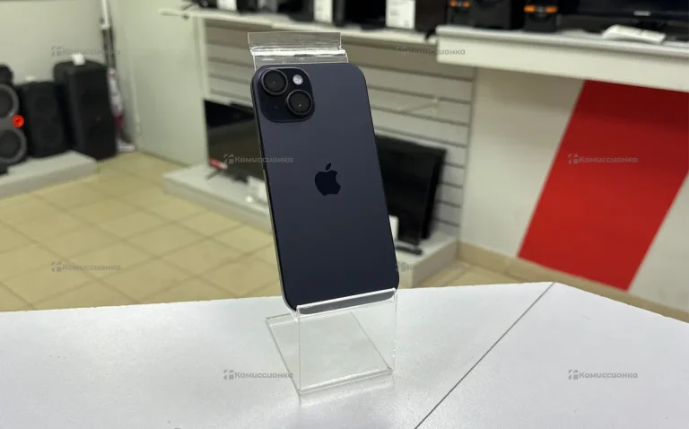 Apple iPhone 15 6/128 ГБ