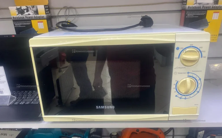 Микроволновка Samsung