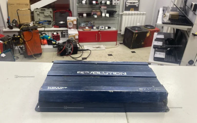 Усилитель  Swat rev 1.1100D