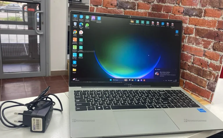 Ноутбук  Vitumi