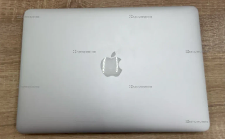 Ноутбук  MacBook Air 2017 13 inch