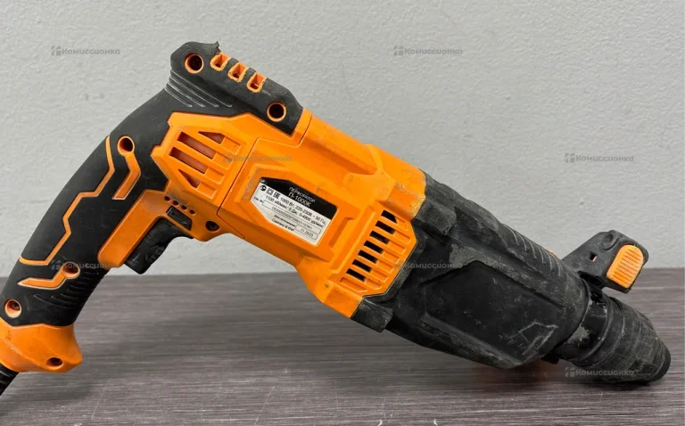 Перфоратор Вихрь П-1000К