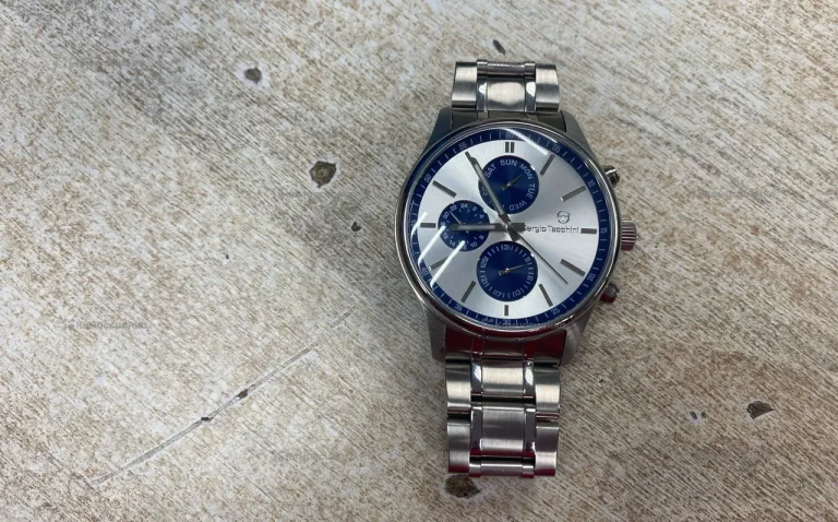 Часы  Sergio Tacchini