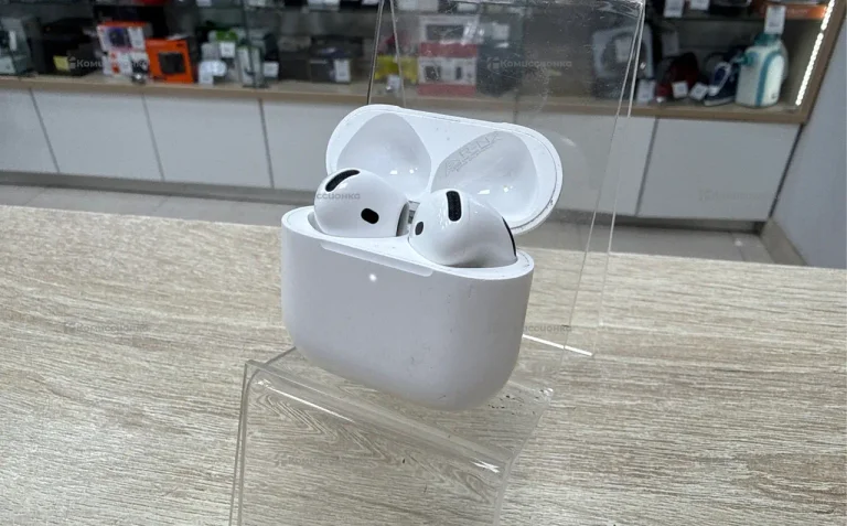 Наушники  AirPods 4