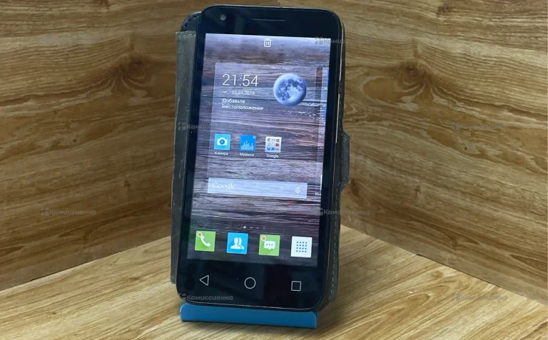 Alcatel One Touch Pixi 4007D 1/8 ГБ