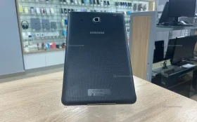 Планшет Samsung Galaxy Tab E 9.6 SM-T561N 8Gb
