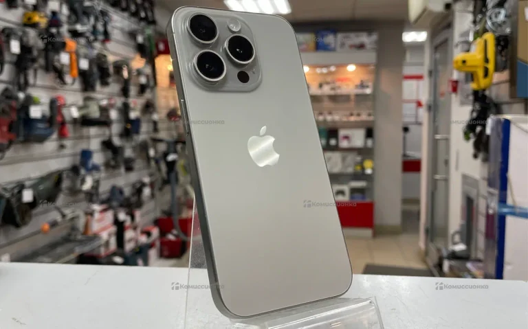 Apple iPhone 15 Pro 8/128 ГБ