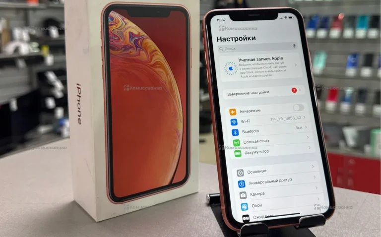Apple iPhone XR 3/64 ГБ