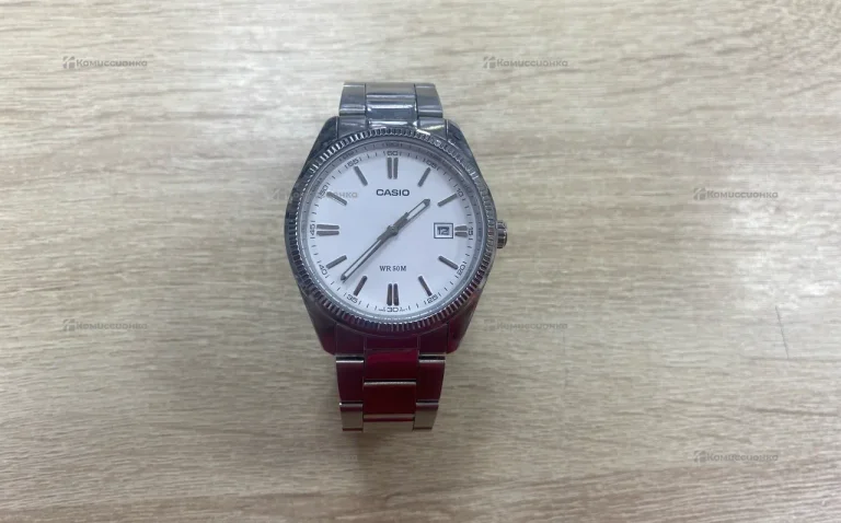 Часы  casio