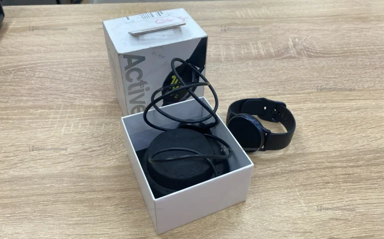 Часы  samsung Galaxy watch active 2
