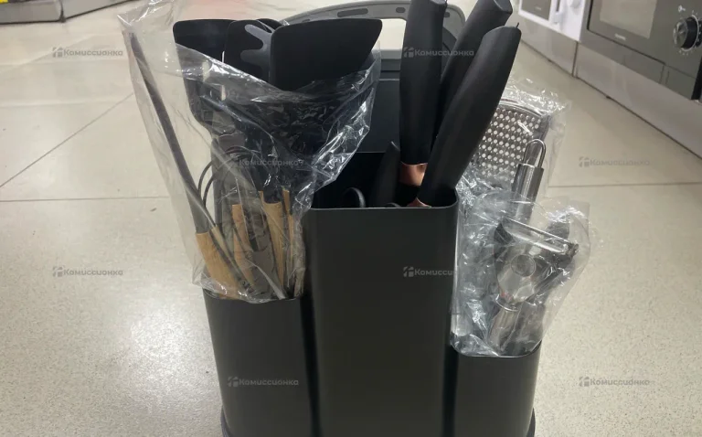 наборы ножей и кух. предметов Kitchen