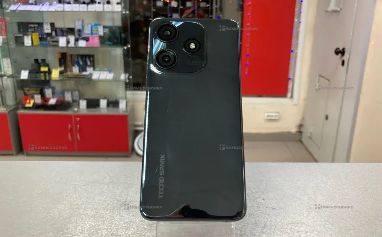 Tecno Spark 10C 4/64 ГБ
