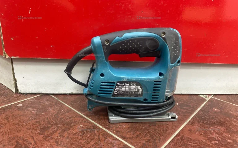 Makita лобзик 4326 / 4329