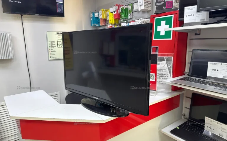 Телевизор Samsung UE32EH5000W.