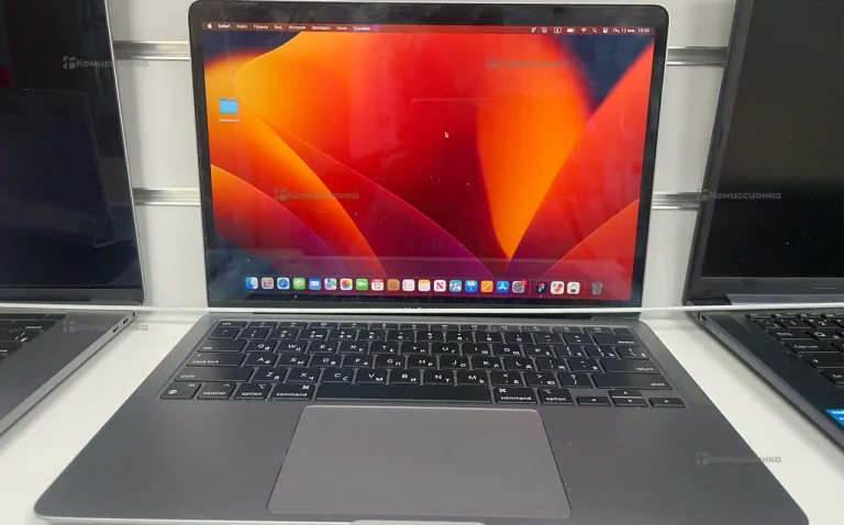 Ноутбук  MacBook Air m1 9/128