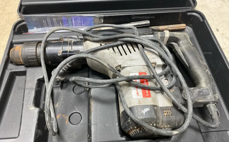 Перфоратор Интерскол П-45/1400ЭВ