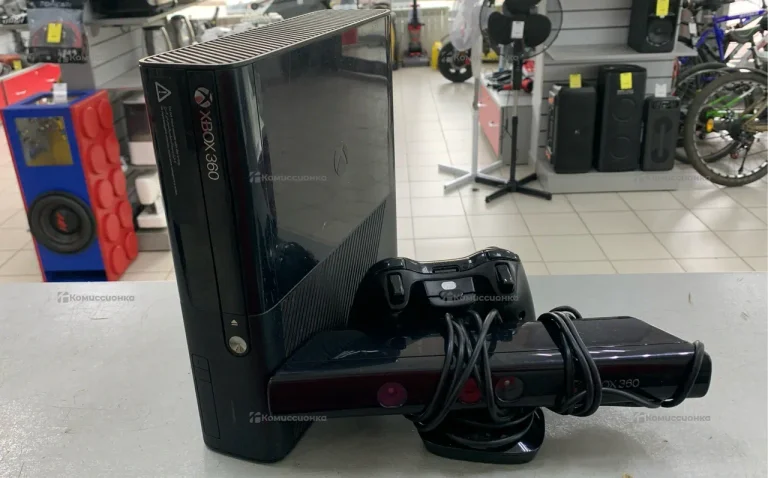 Приставка Xbox 360E+ kenect
