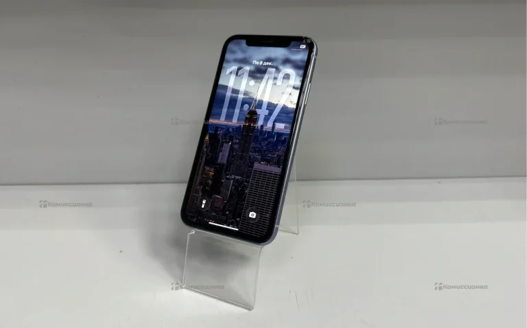 Apple iPhone 11 4/128 ГБ