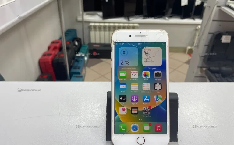 Apple iPhone 8 Plus 3/64 ГБ