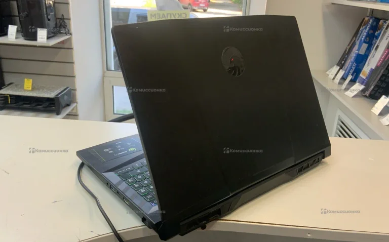 Ноутбук  MSI Alpha 15