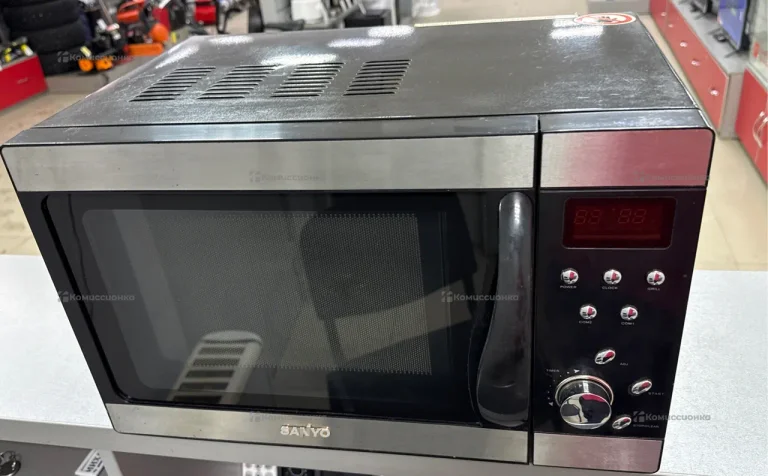 Микроволновая печь Sanyo EM-D7-DL17