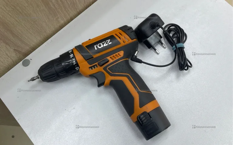 Шуруповерт Razz