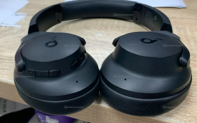Наушники  Soundcore Q20i